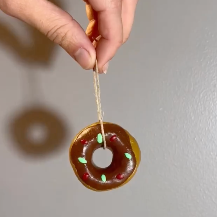 Holiday Edition Pottery Class — 12/19 (New York, NY)